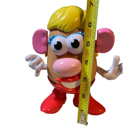 Playskool Happy Birthday Mr Potato Head and Mrs Potato Head Toy - Picture 8 of 10